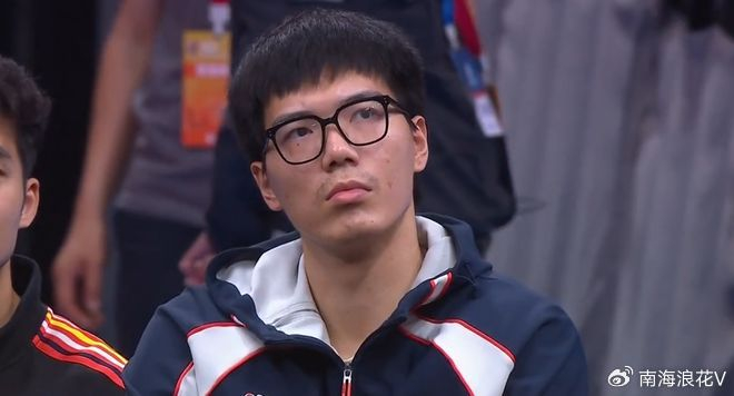 开云-破案!阵容越破广东战绩却越好原因找到,和队里1人不在关系很大|广东队|焦泊乔|杜锋|麦考尔|浙江广厦_新浪新闻