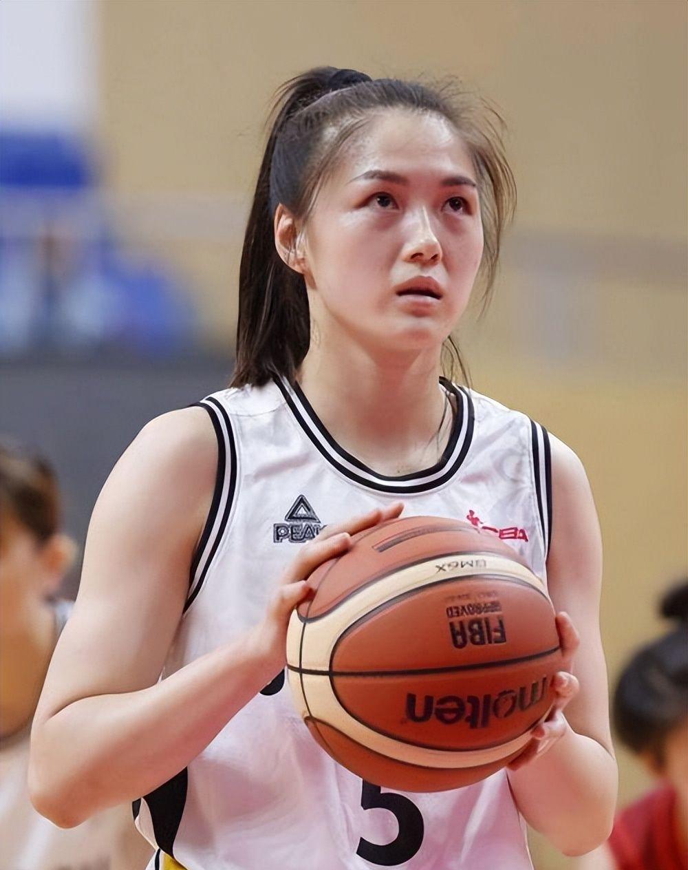 kaiyun-仅3分!中国女篮险遭捷克逆转揪出罪魁祸首,王思雨第3次为她出头