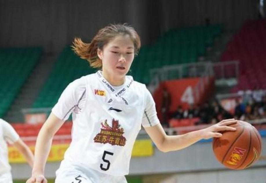 kaiyun-仅3分!中国女篮险遭捷克逆转揪出罪魁祸首,王思雨第3次为她出头